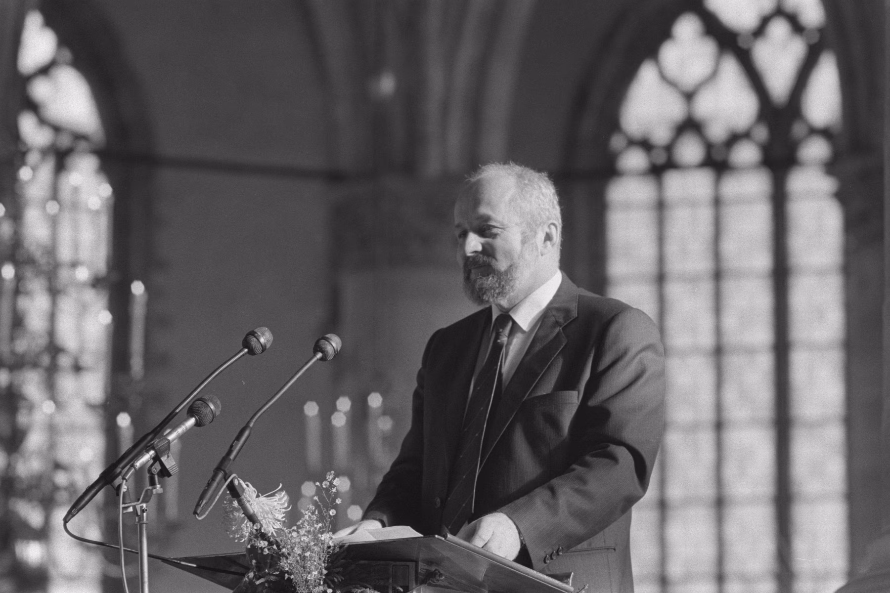 František Janouch při projevu během předávání Erasmovy ceny v roce 1986